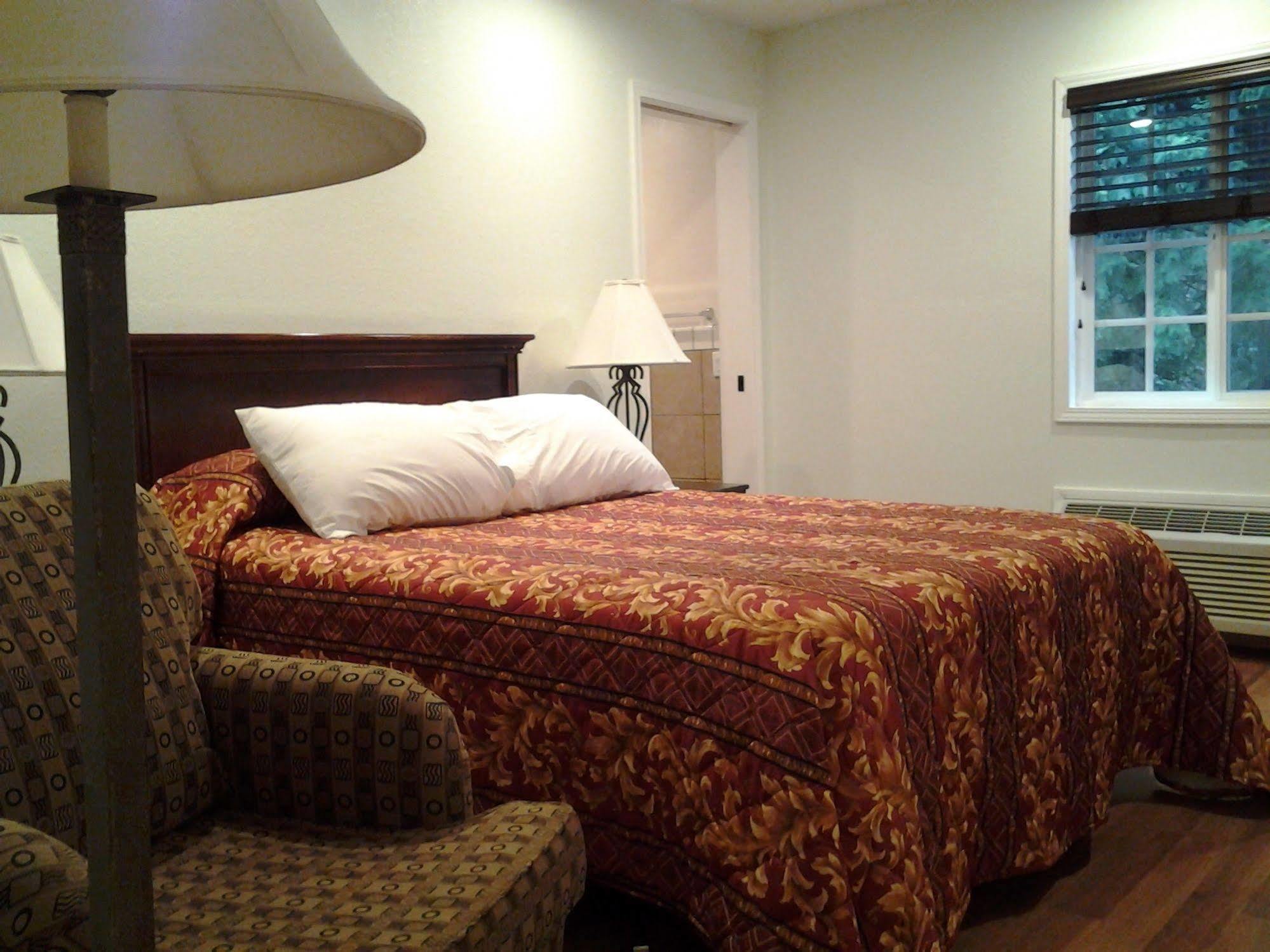 Arrowhead Mountain Inn ليك أروهيد المظهر الخارجي الصورة